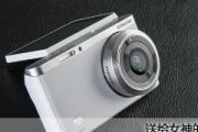 三星NX200（解析三星NX200的特点与优势，助您拍摄出完美照片）