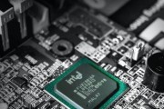 Intel335固态硬盘的性能和可靠性（领先市场的存储解决方案）