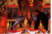 十世班禅活佛娶妻的相关规定——宗教与传统的交织（探究十世班禅活佛是否能够娶妻及相关规定）
